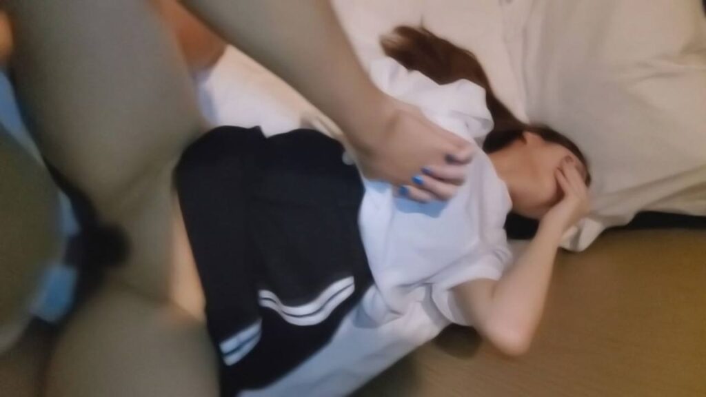 倉本すみれの無修正作品