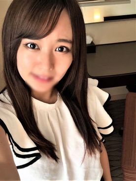 亜弓れおんの無修正FC2作品