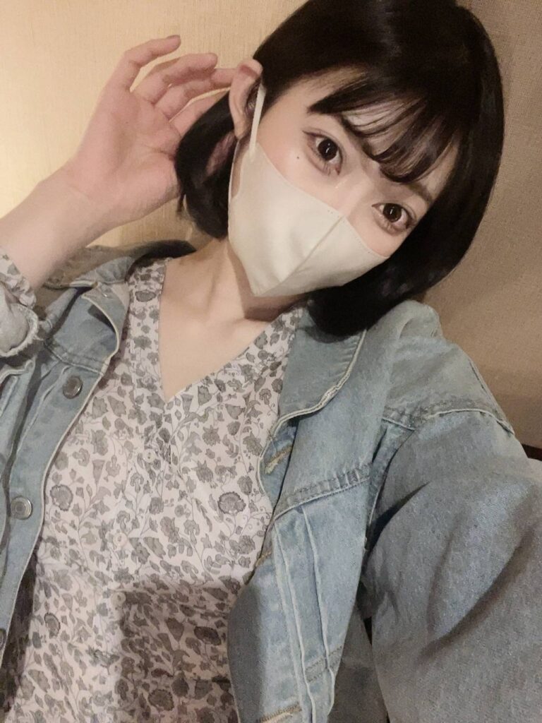 守屋よしのの無修正作品